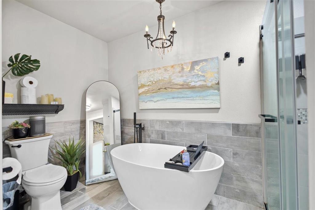 HIDE A WAY LAKE - Residential