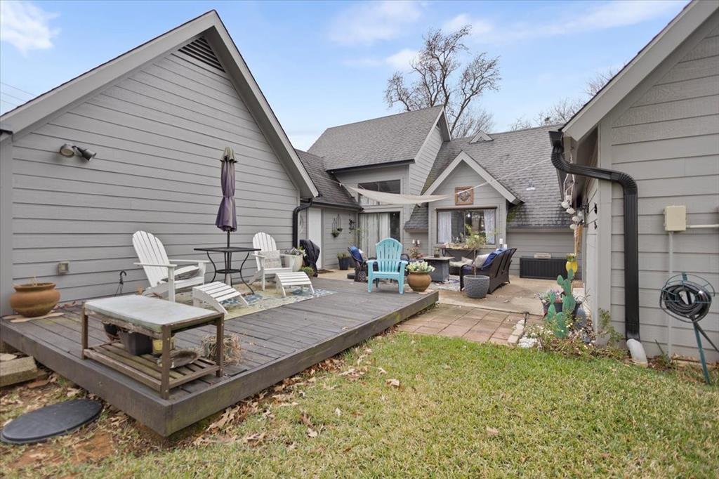 HIDE A WAY LAKE - Residential