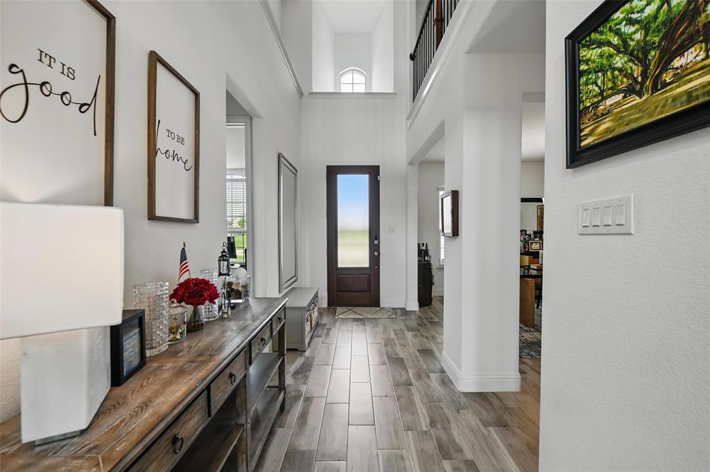 1477 Shooting Star Drive