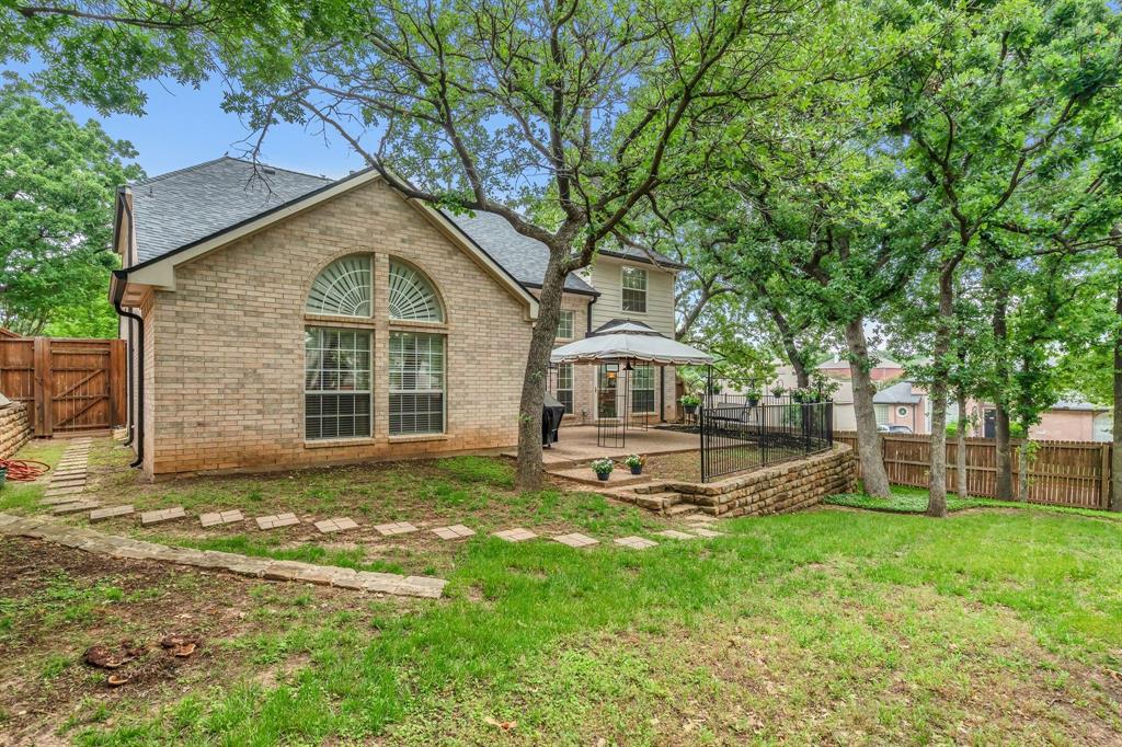 3916 Navajo Lane