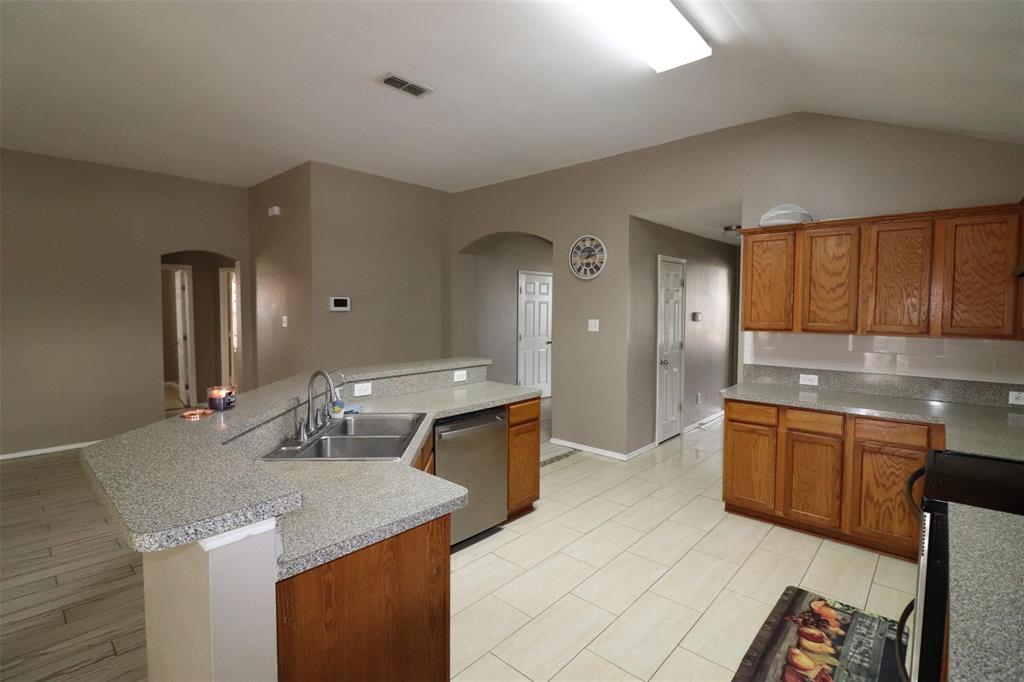 Trails Of Willow Creek The - Residential Lease