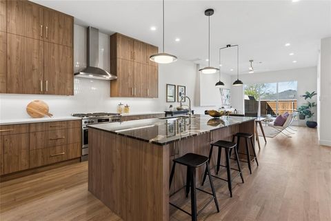 6607 Roper Street Dallas TX 75209