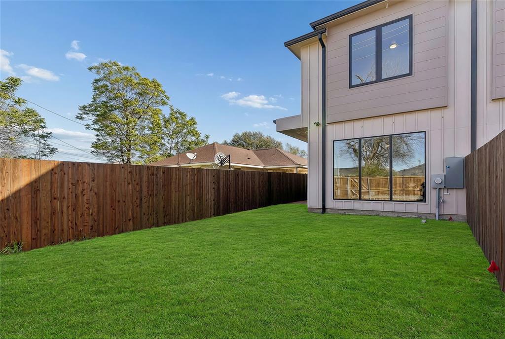 WEBSTER & WOODS NORTH PARK - Residential