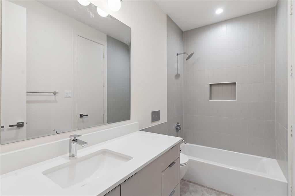 WEBSTER & WOODS NORTH PARK - Residential