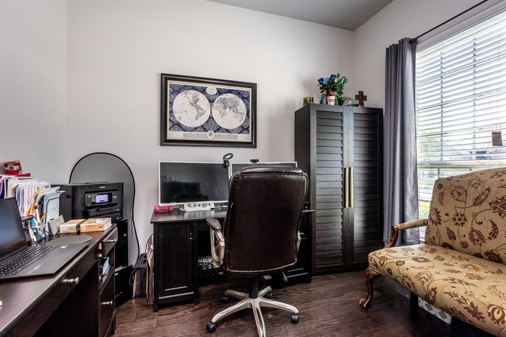 3516 Charleston Drive