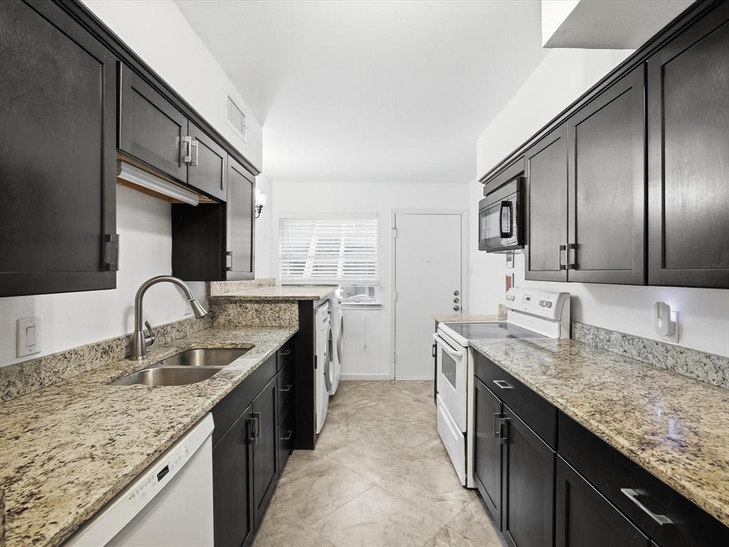 Park Central Condo - Residential