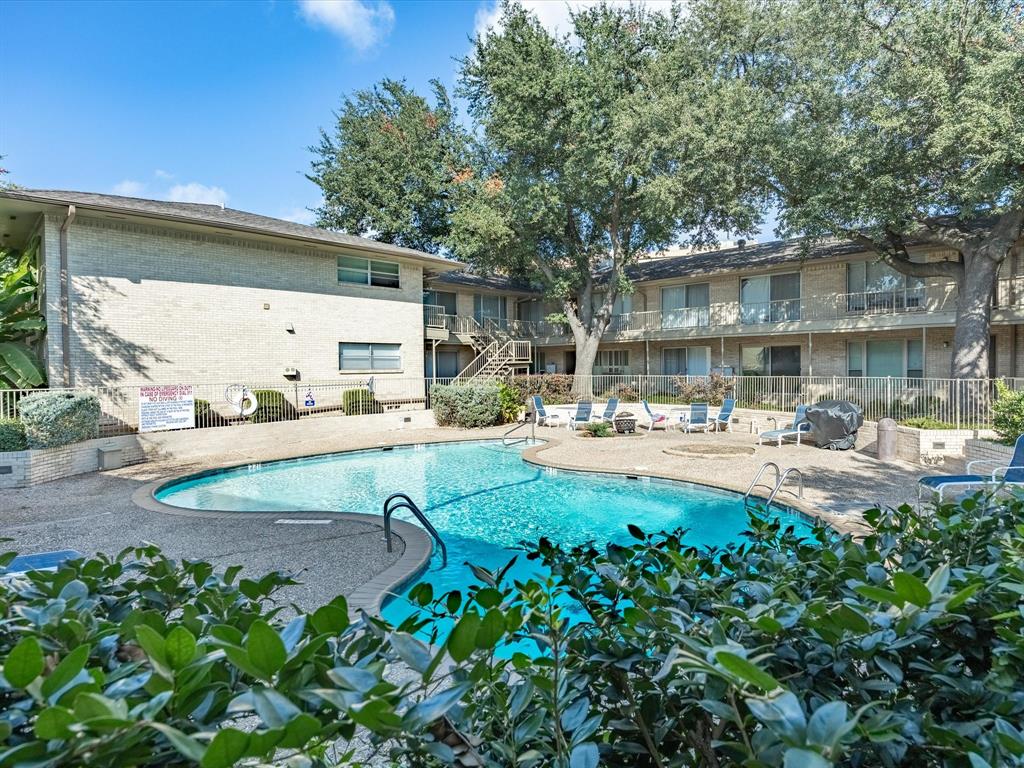 Park Central Condo - Residential