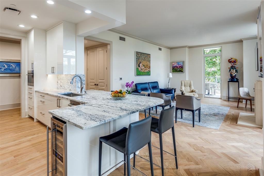 3505 Turtle Creek Boulevard 2F