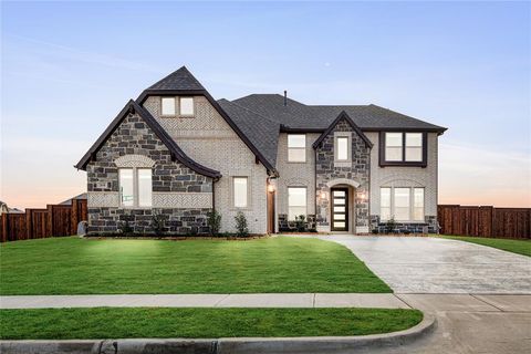 Photo of 2618 Waterfall Court, Mansfield, TX 76084 (MLS # 21126894)