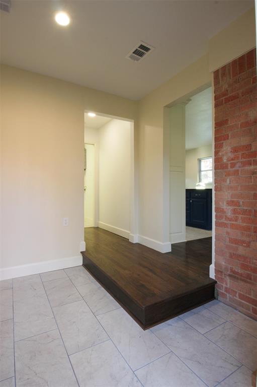 Richardson Heights 06 - Residential Lease