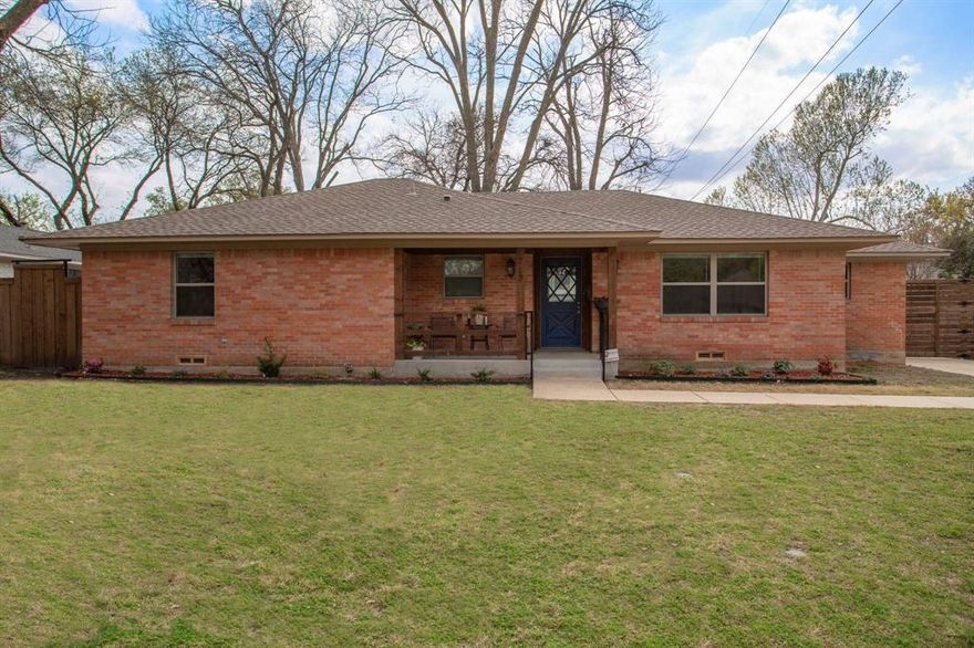 BEAUTIFULLY REMODELED 3 BED, 2 AND A HALF BATH HOUSE IN RICHARDSON HEIGHTS! INCREDIBLE ATTENTION TO DETAIL. NEW CENTRAL HEAT & AIR, NEW INSULATION, NEW WINDOWS, COMPLETE REMODEL!! BEAUTIFUL KITCHEN!!! NEW STAINLESS STEEL APPLICANCES. HAND SCRAPED HARDWOOD FLOORS, WOOD-BURNING FIREPLACE NEW WOOD PRIVACY FENCE. SPRINKLER SYSTEM! 2 CAR GARAGE WITH OPENER. FANTASTIC FINISH-OUT WITH BEAUTIFUL UPDATES AND FIRST CLASS FINISHES. ONE YEAR LEASE,  ONE YEAR LEASE. MUST SEE!