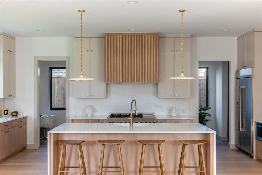 8931 San Fernando Way