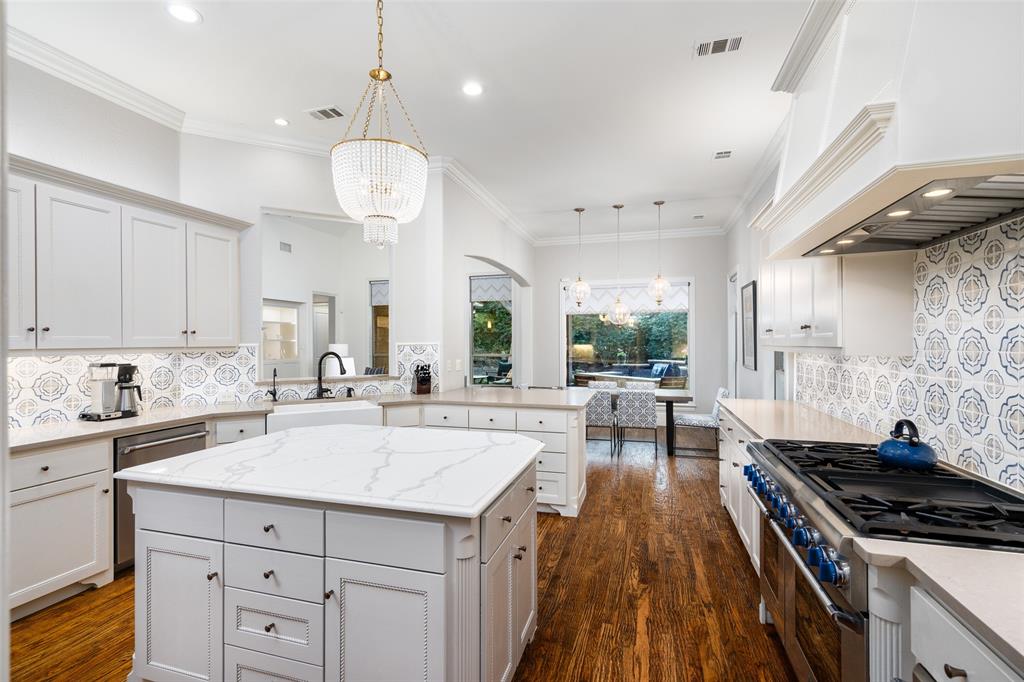 5641 Fairfax Drive