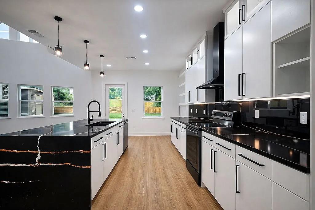 Alameda Heights - Residential