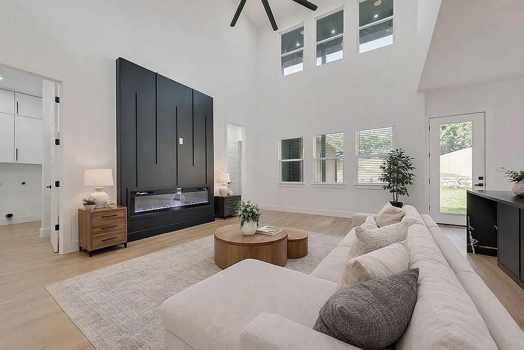 Alameda Heights - Residential