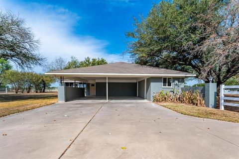 A home in Sulphur Springs