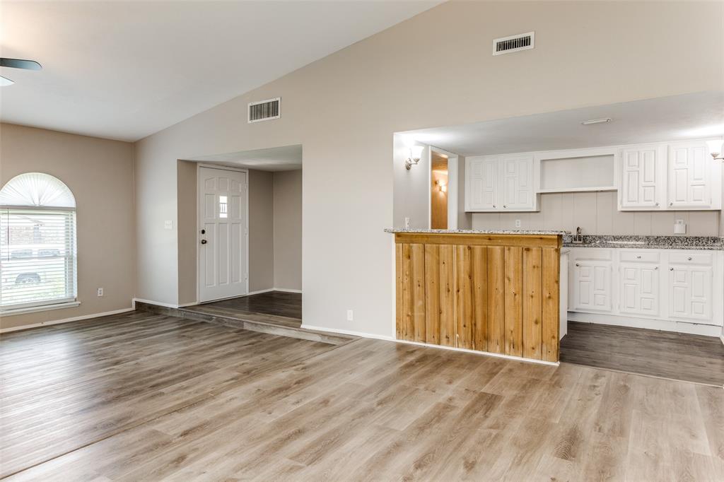 Woods 11a - Residential