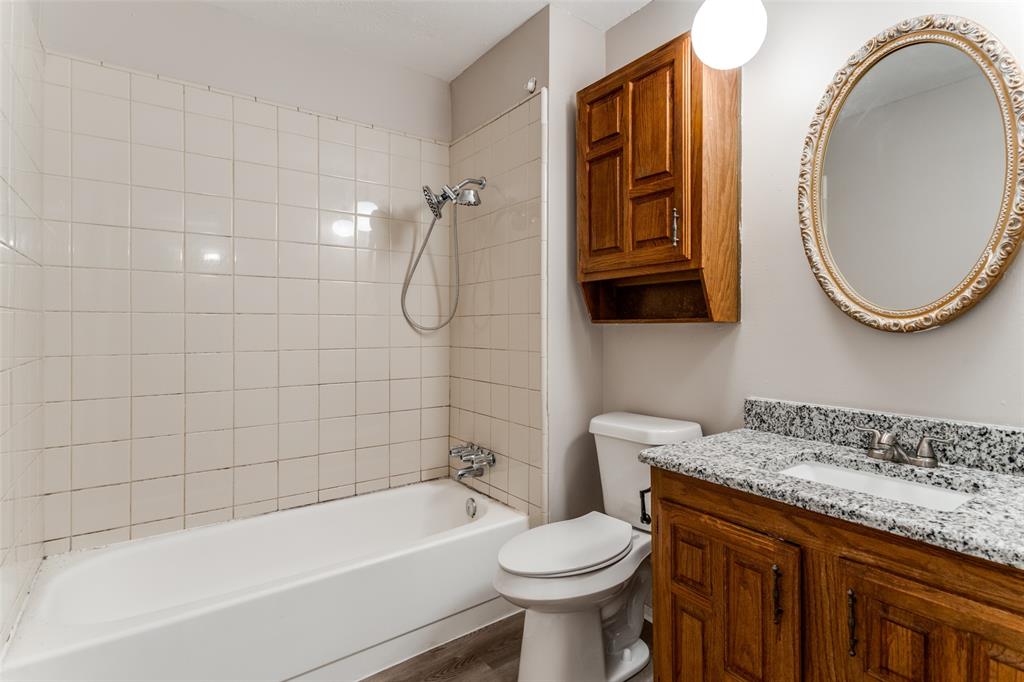 Woods 11a - Residential