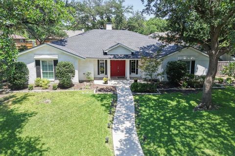 2801 Elmcrest Circle Plano TX 75075