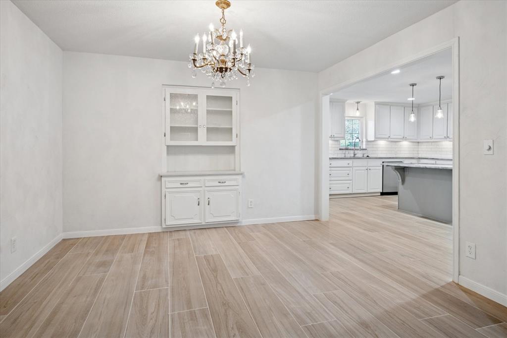 2801 Elmcrest Circle