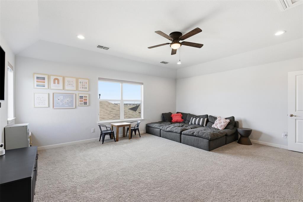 BASSWOOD CROSSING - Residential