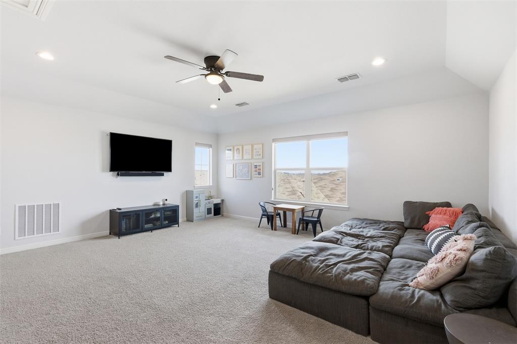 BASSWOOD CROSSING - Residential