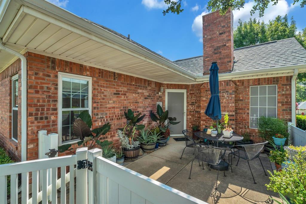 2317 Jennifer Lane