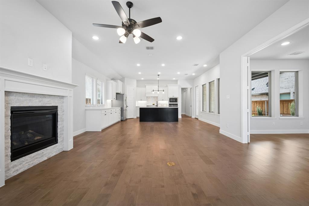 8540 Bankside