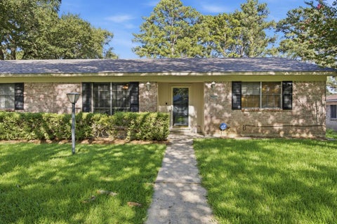 Tiny photo for 9401 Garfield Drive, Shreveport, LA 71118 (MLS # 21340462)