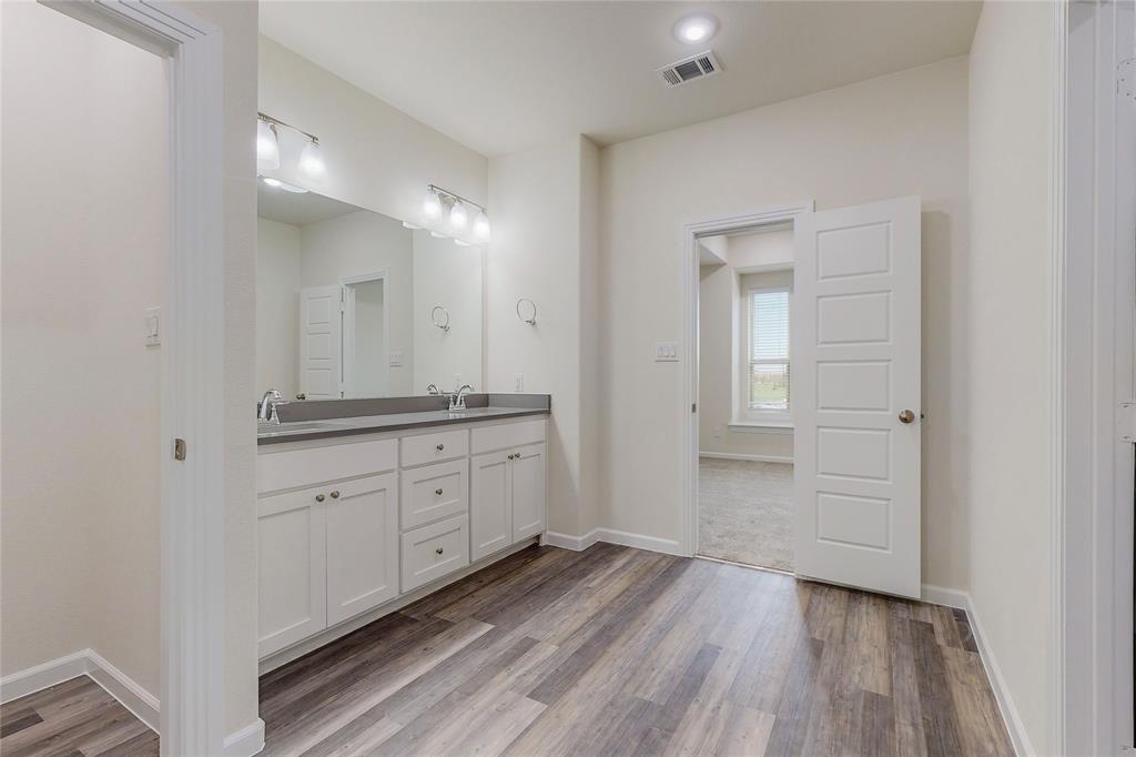 Villas Of Doe Creek Ph 1 - Residential Lease