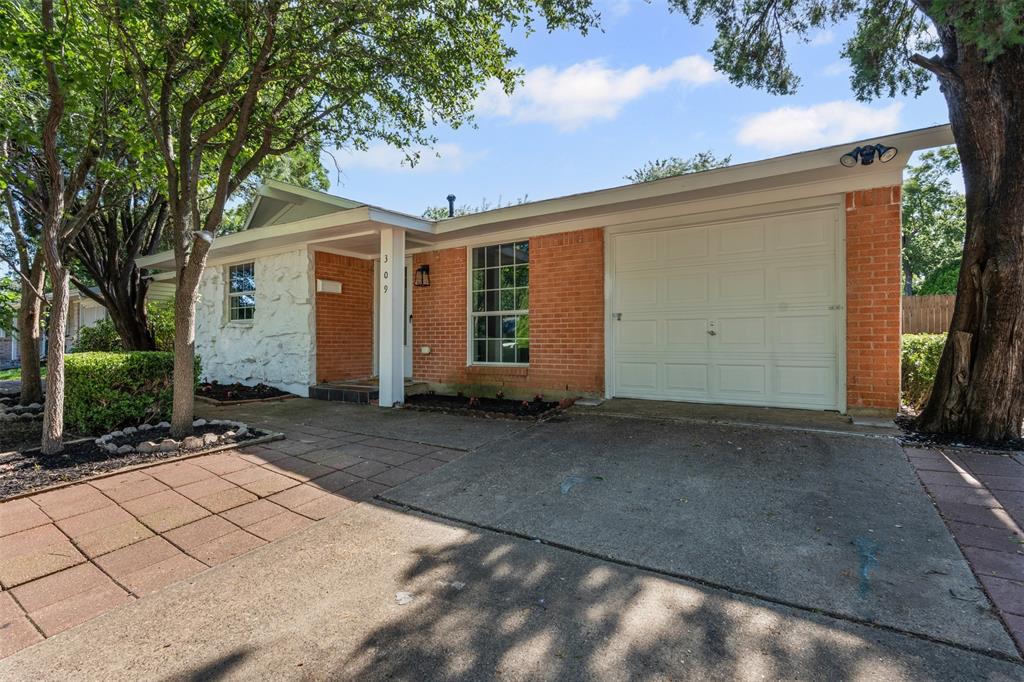 309 Island Drive