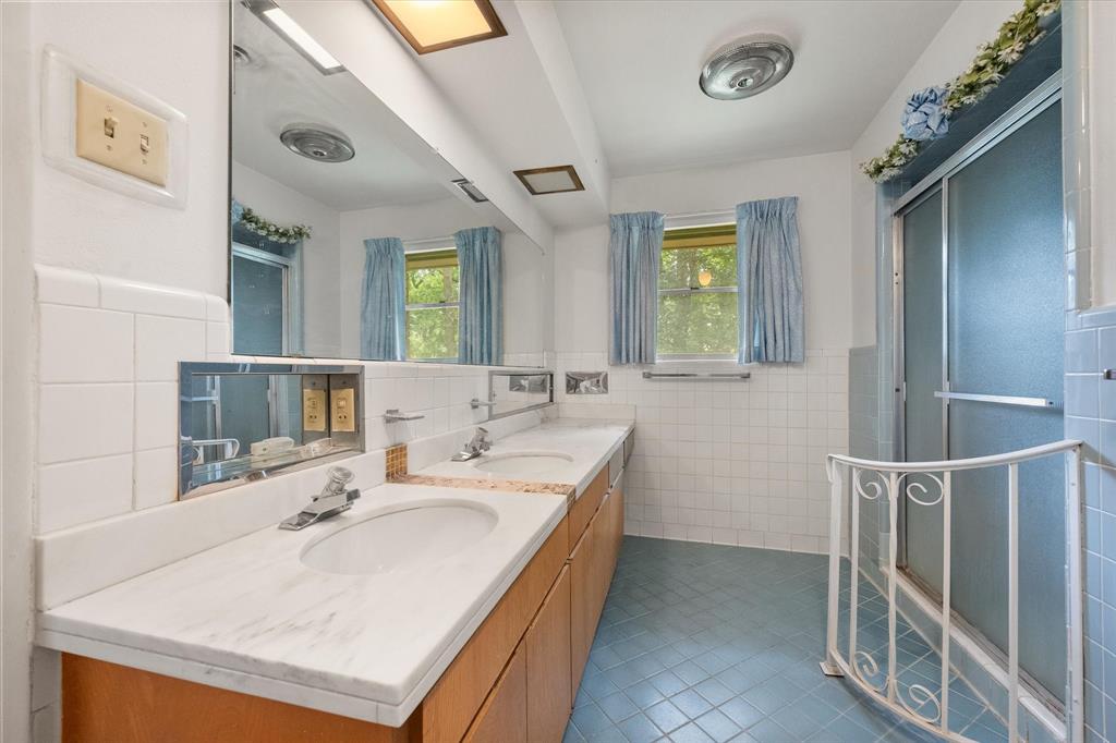 Meadowbrook Hills Add - Residential