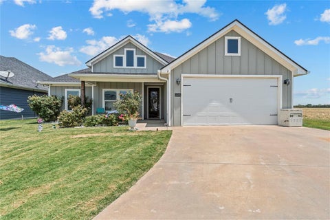 Photo of 225 Swan Lake LK, Waco, TX 76708 (MLS # 21351231)