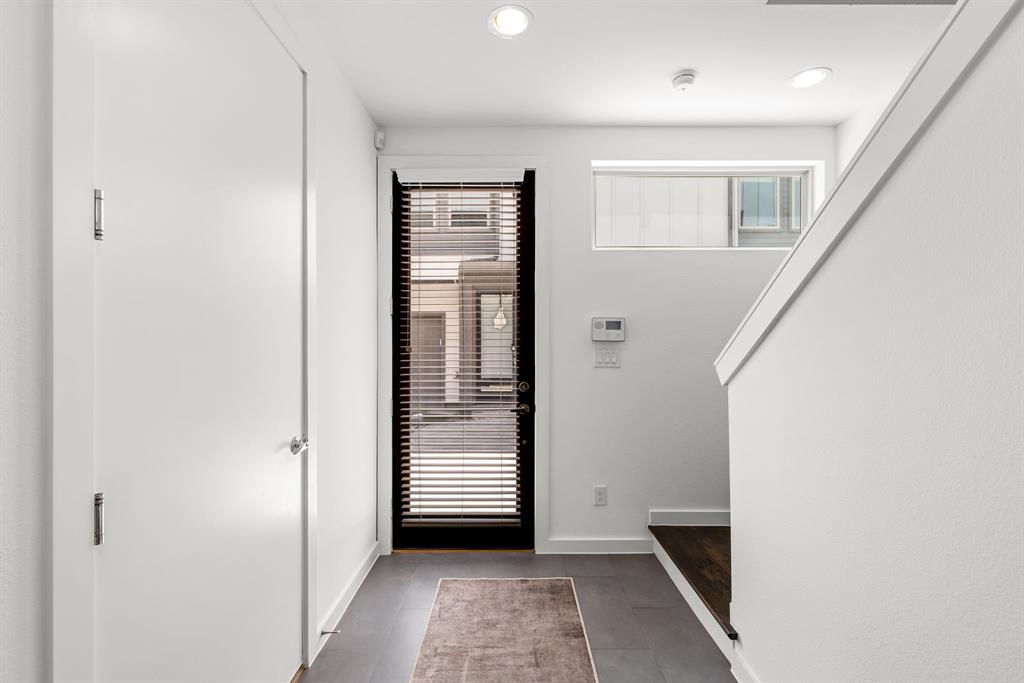 1919 Summit Avenue 2