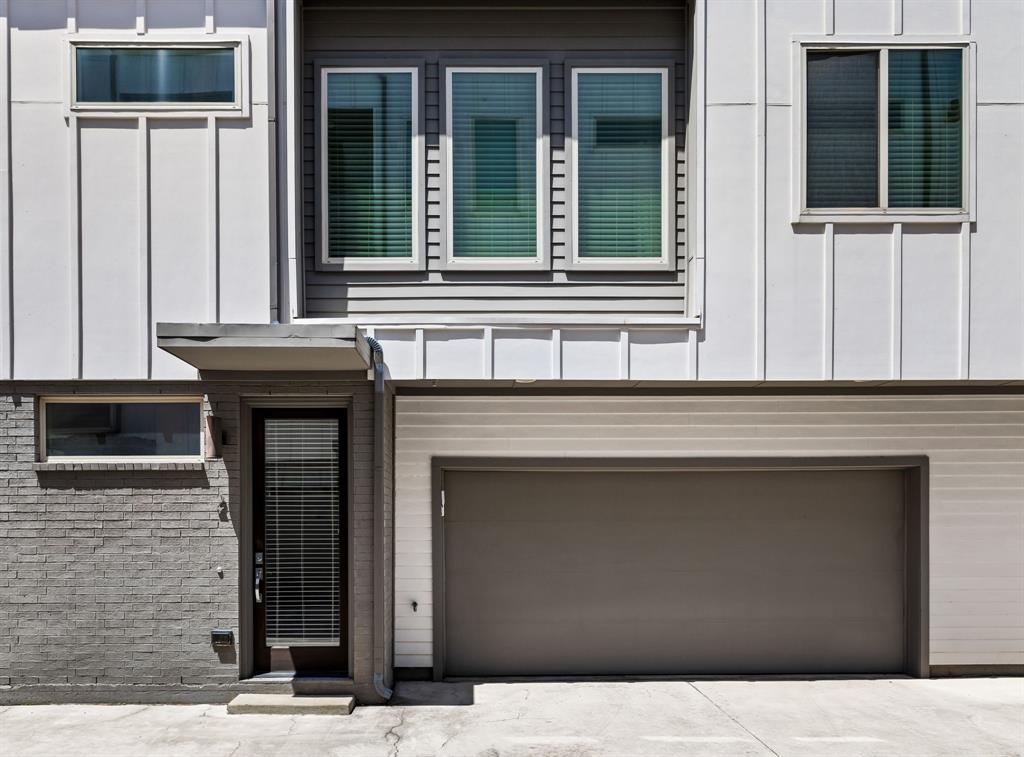 1919 Summit Avenue 2