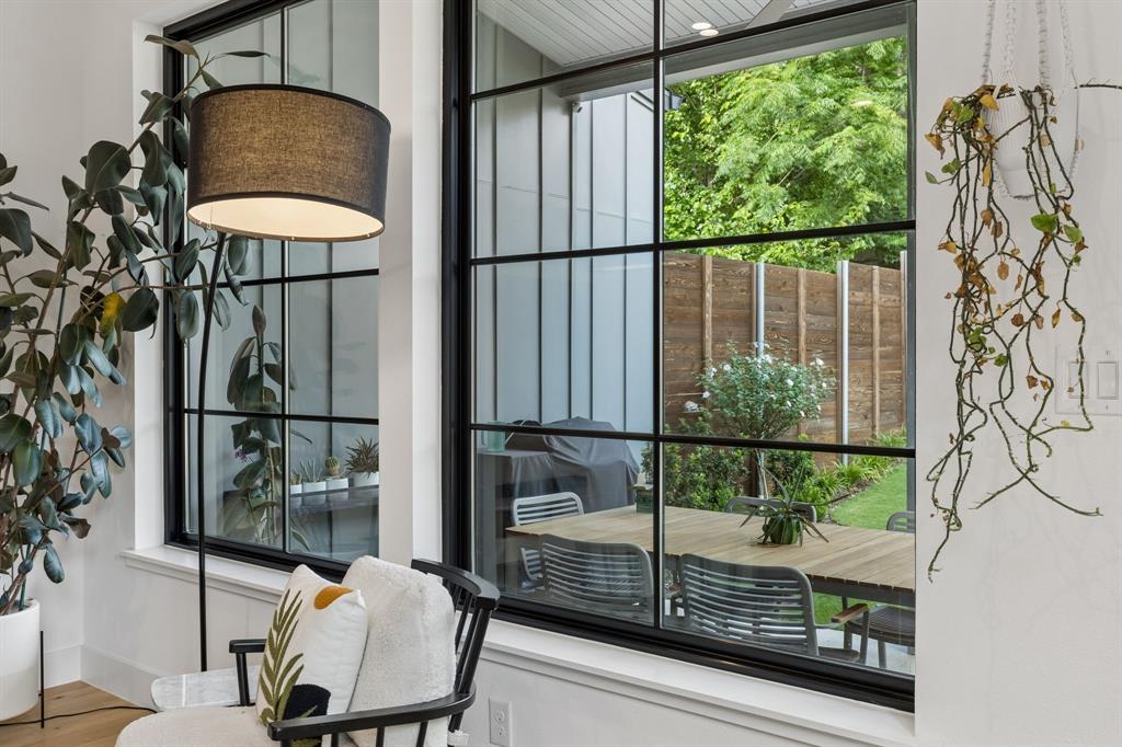 Miller & Stemmons Add - Residential