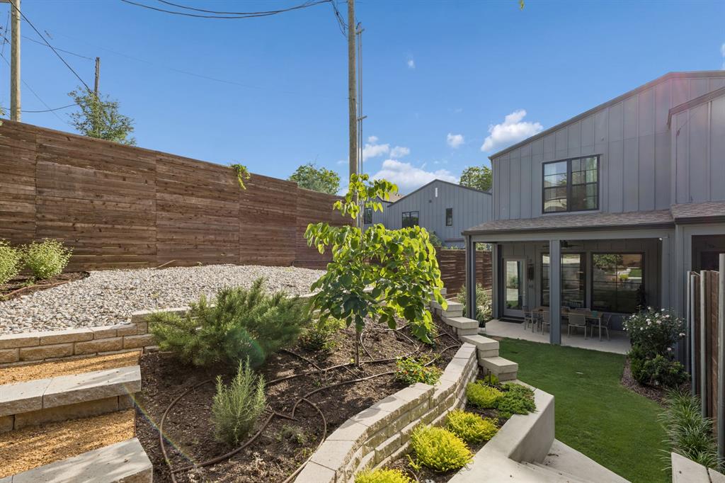 Miller & Stemmons Add - Residential