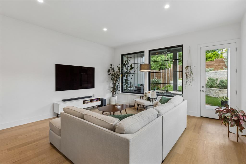 Miller & Stemmons Add - Residential