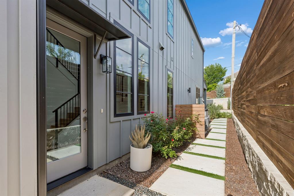 Miller & Stemmons Add - Residential