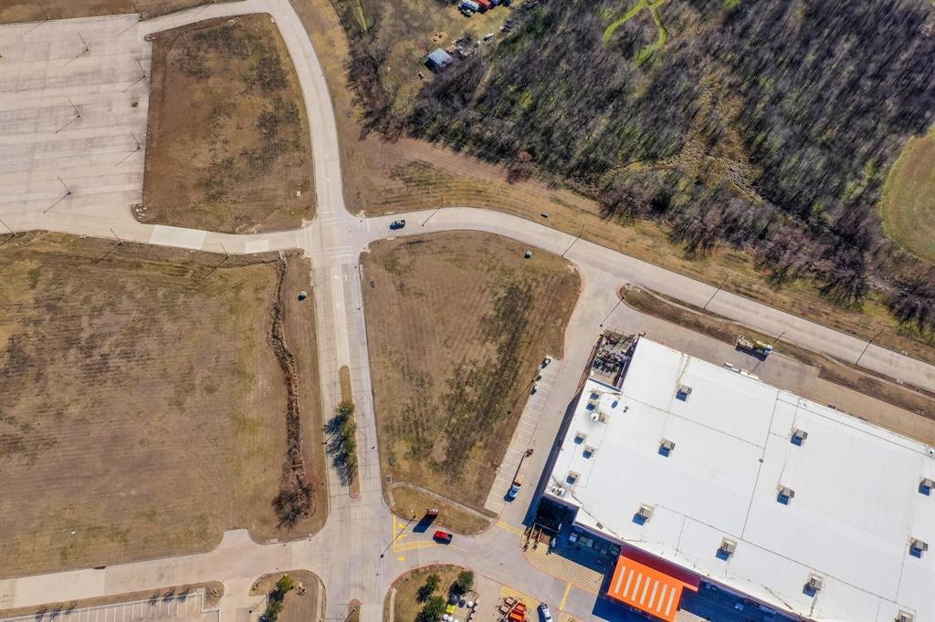 Corsicana Crossings - Commercial Sale