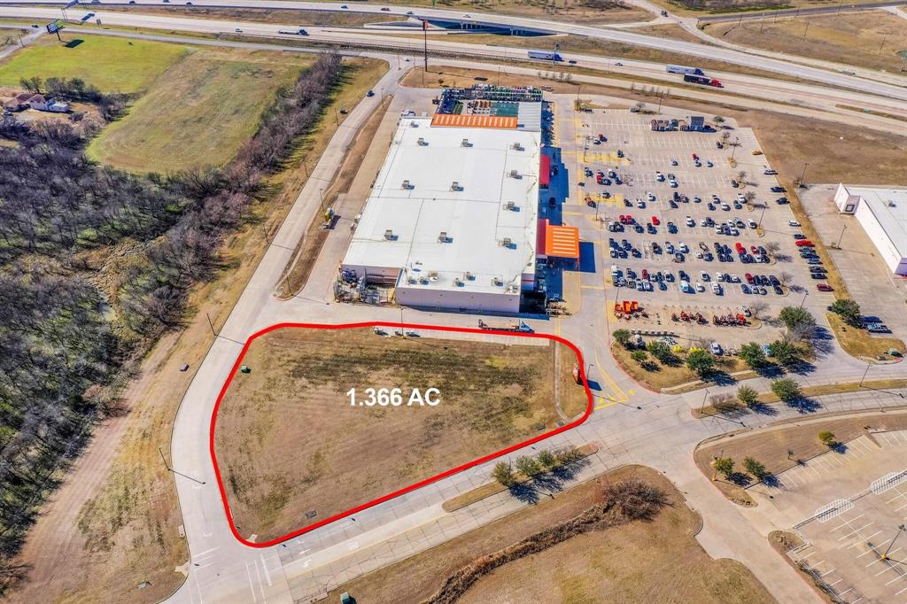 Corsicana Crossings - Commercial Sale