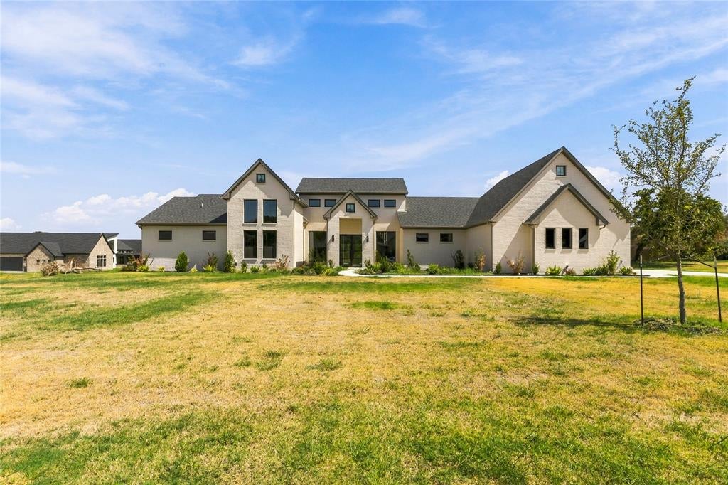 5825 Grey Wolf Court