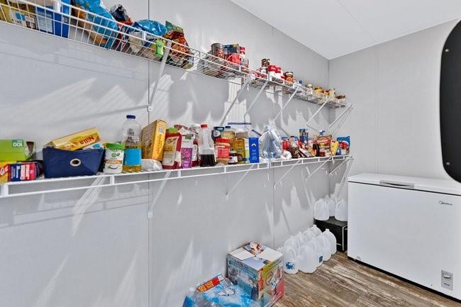 Elijah Emberson Abs 275 - Residential