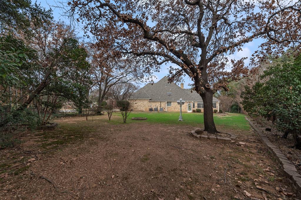 Woodland Hills Colleyville - Residential