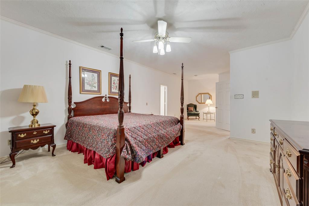 Woodland Hills Colleyville - Residential