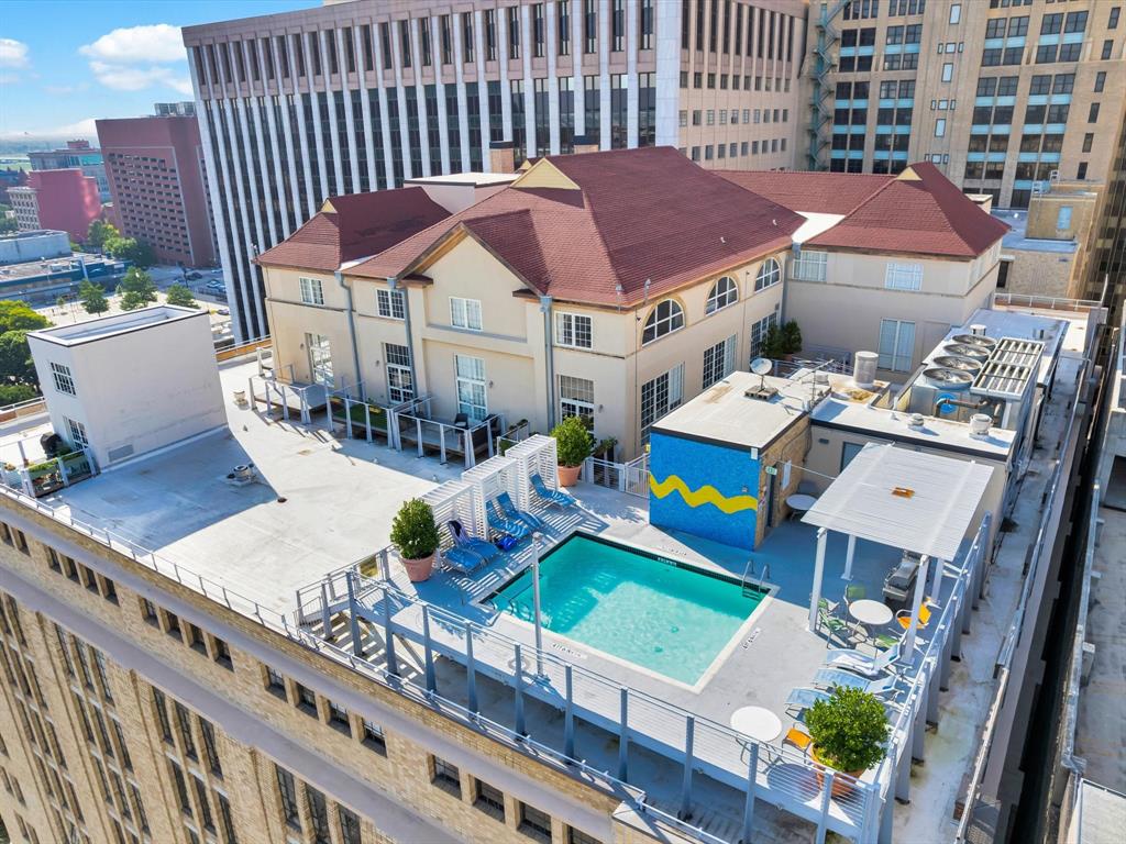 1122 Jackson Street 1103