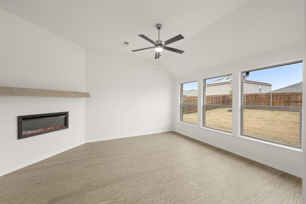 Summer Crest - Residential