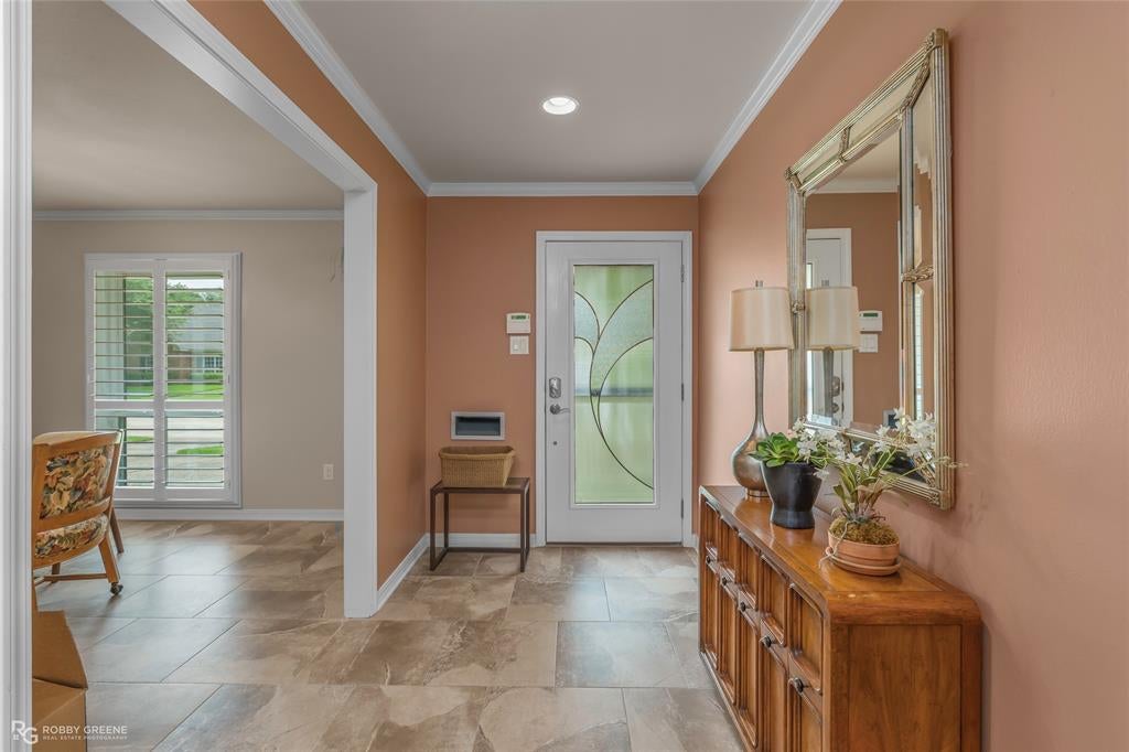 238 Clearwood Lane