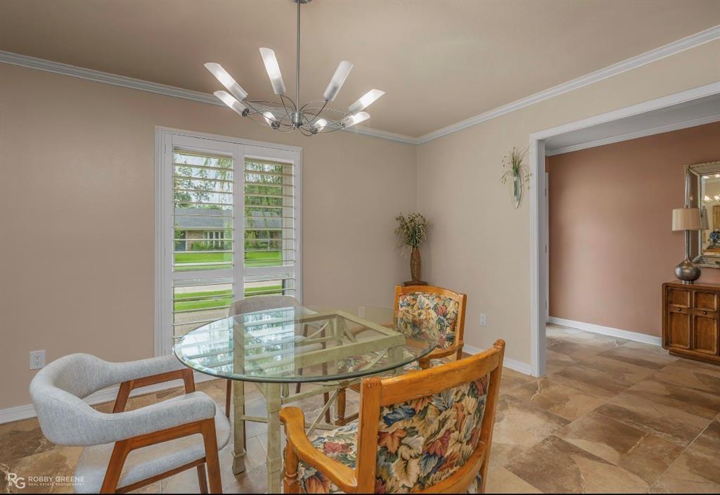 238 Clearwood Lane
