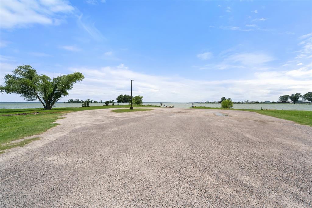 Pelican Isle - Land